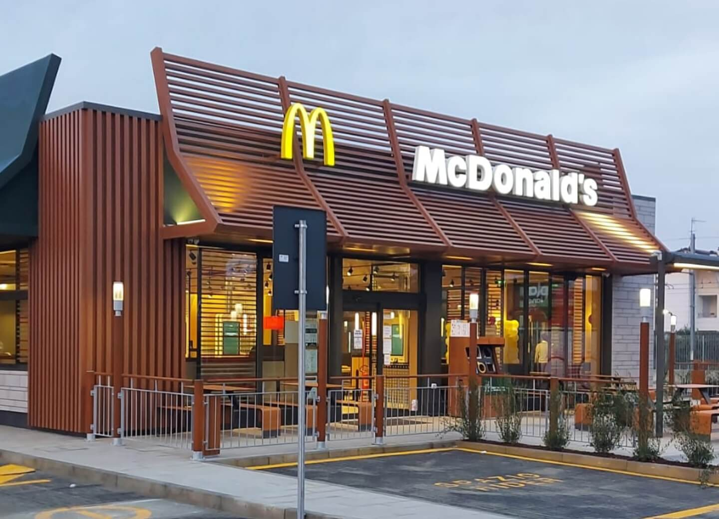 Riapre a Modica il nuovo McDonald’s: ben 50 posti di lavoro e inaugurazione in via Cava Gucciardo. Ecco quando