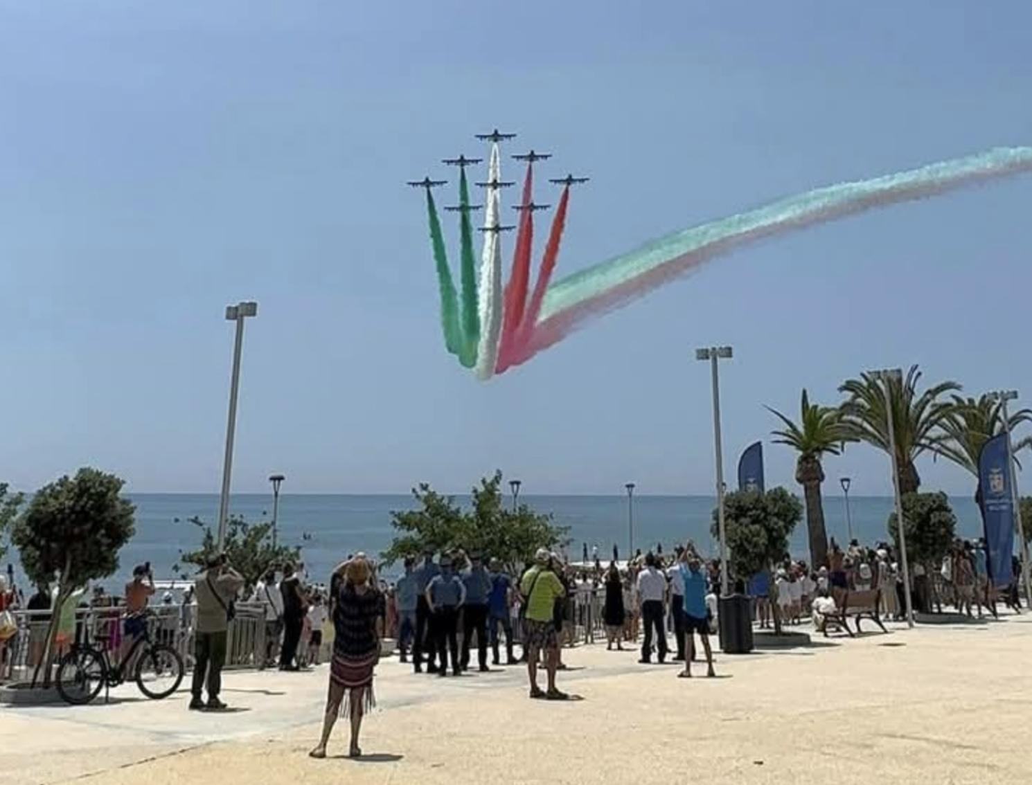 Il saluto delle Frecce Tricolori a Marina di Modica:  pochi minuti in grado di regalare belle emozioni