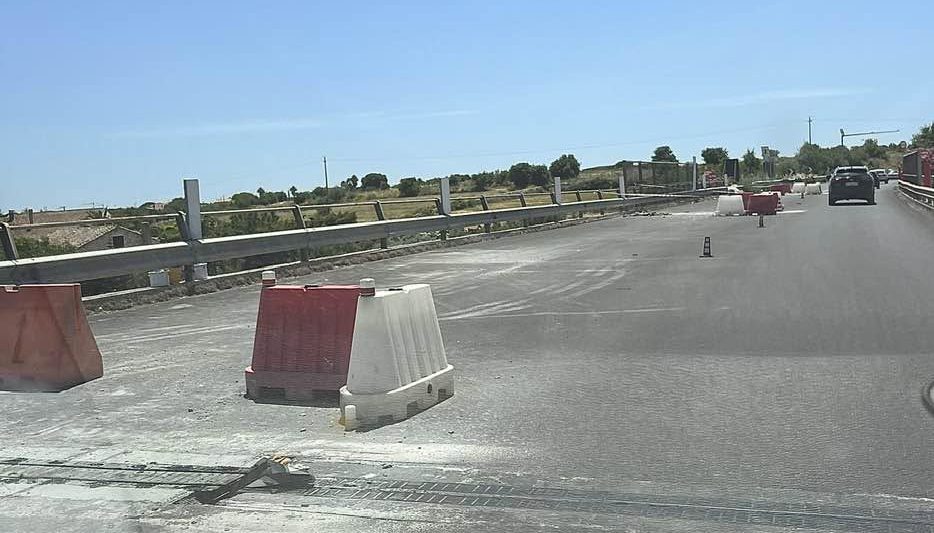 The Day After della prima domenica d’estate: un’ora di coda sulla Modica-mare per fare quindici chilometri
