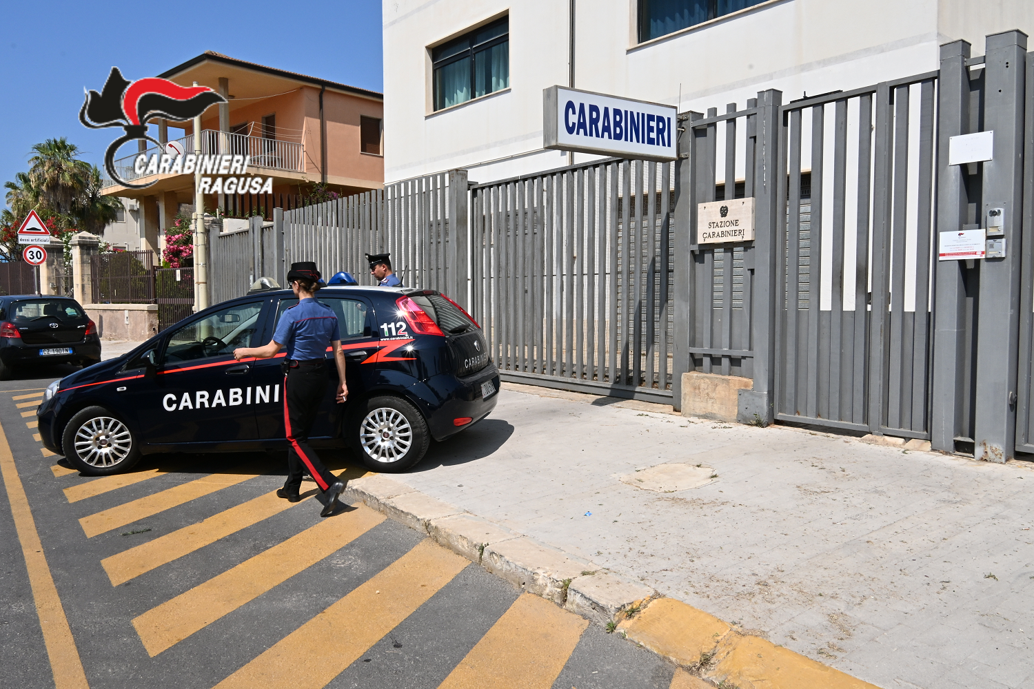 Carabinieri in azione a Pozzallo: un arresto e due denunce, scoperti coltello e guida senza patente