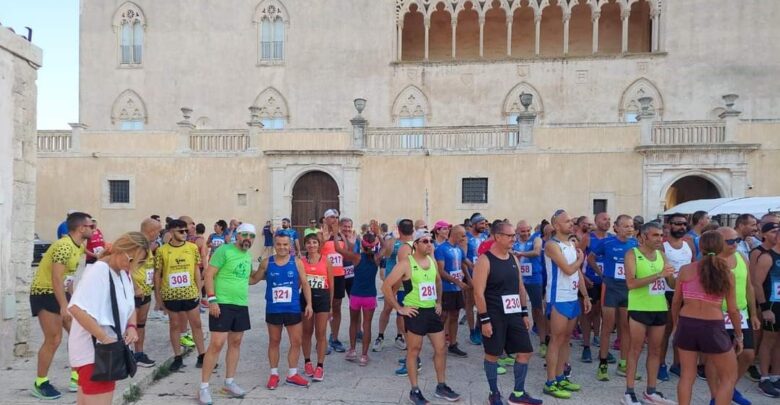 La Filippide: domenica la maratona che riporta gli atleti nell’antica Grecia
