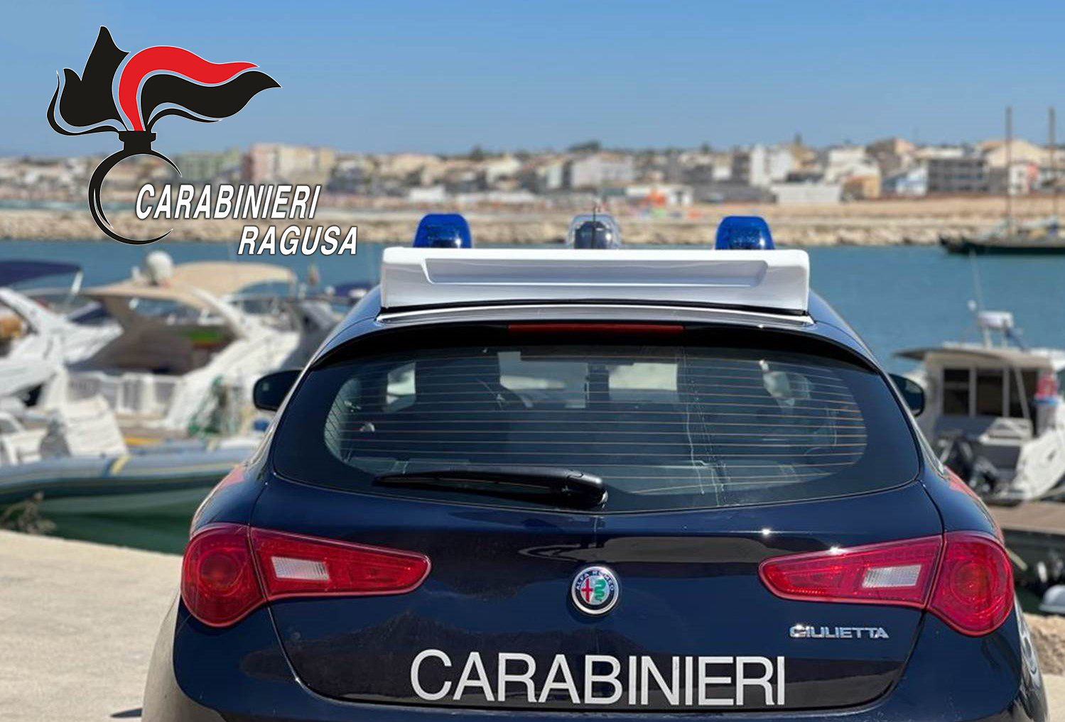 Disturba i passanti e fugge all’arrivo dei Carabinieri: arrestato un 41enne marocchino