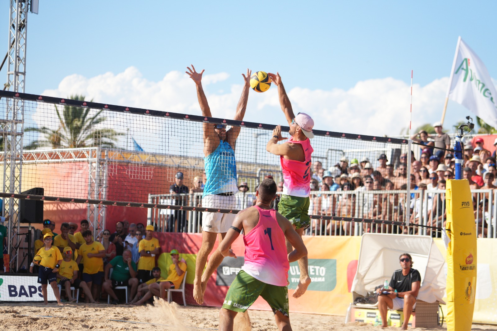 Marina di Modica capitale del beach volley: arrivano i campioni d’Italia e l’olimpionico Daniele Lupo