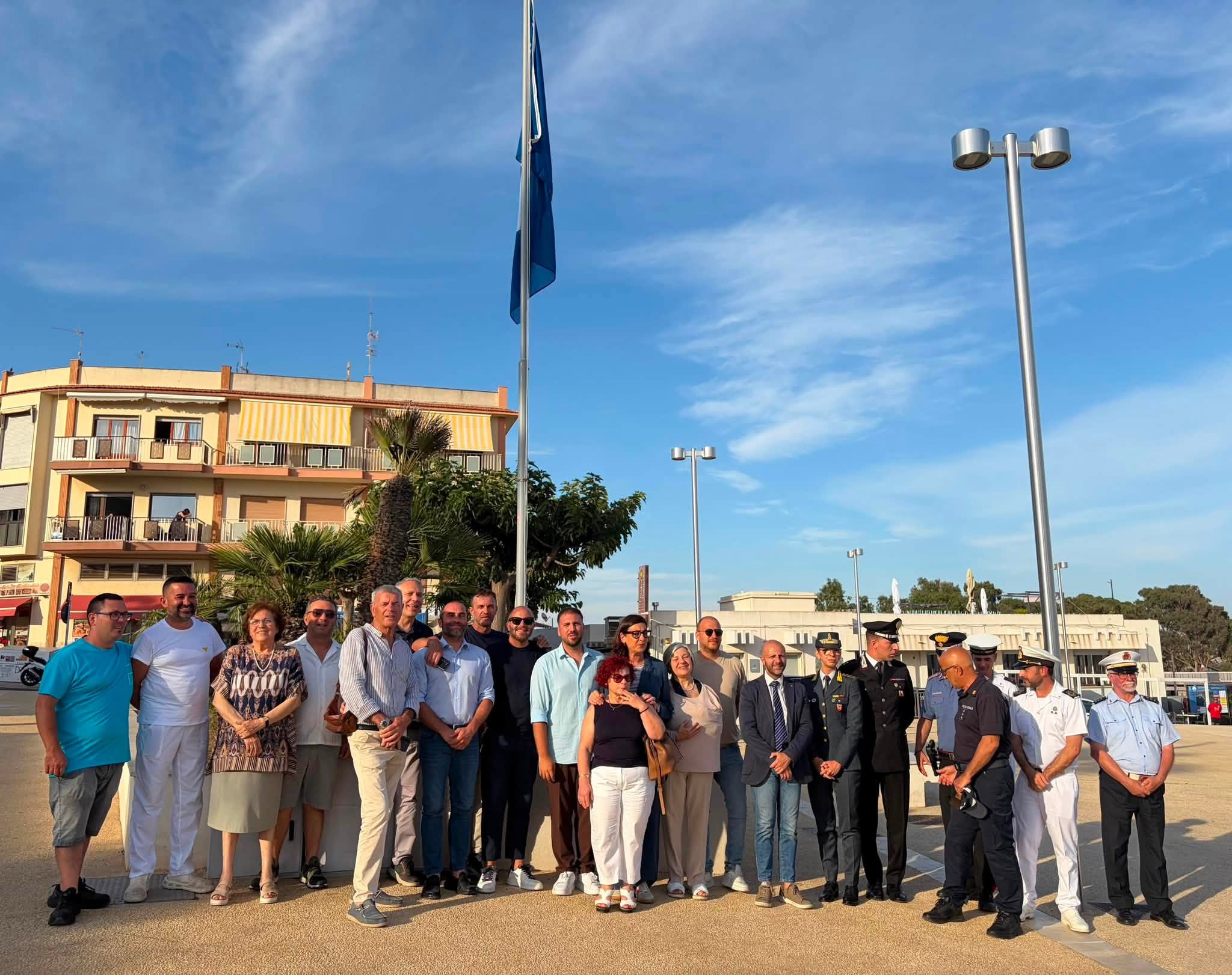 Bandiera Blu a Marina di Modica, ma sui social esplode la protesta: “Bene il mare, ora pensate alle strade”