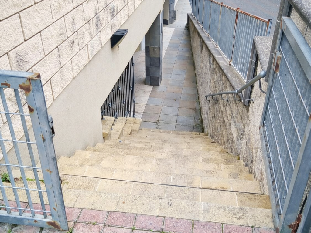 Caso della farmacia territoriale Asp a Ragusa: “Barriere architettoniche ancora irrisolte”