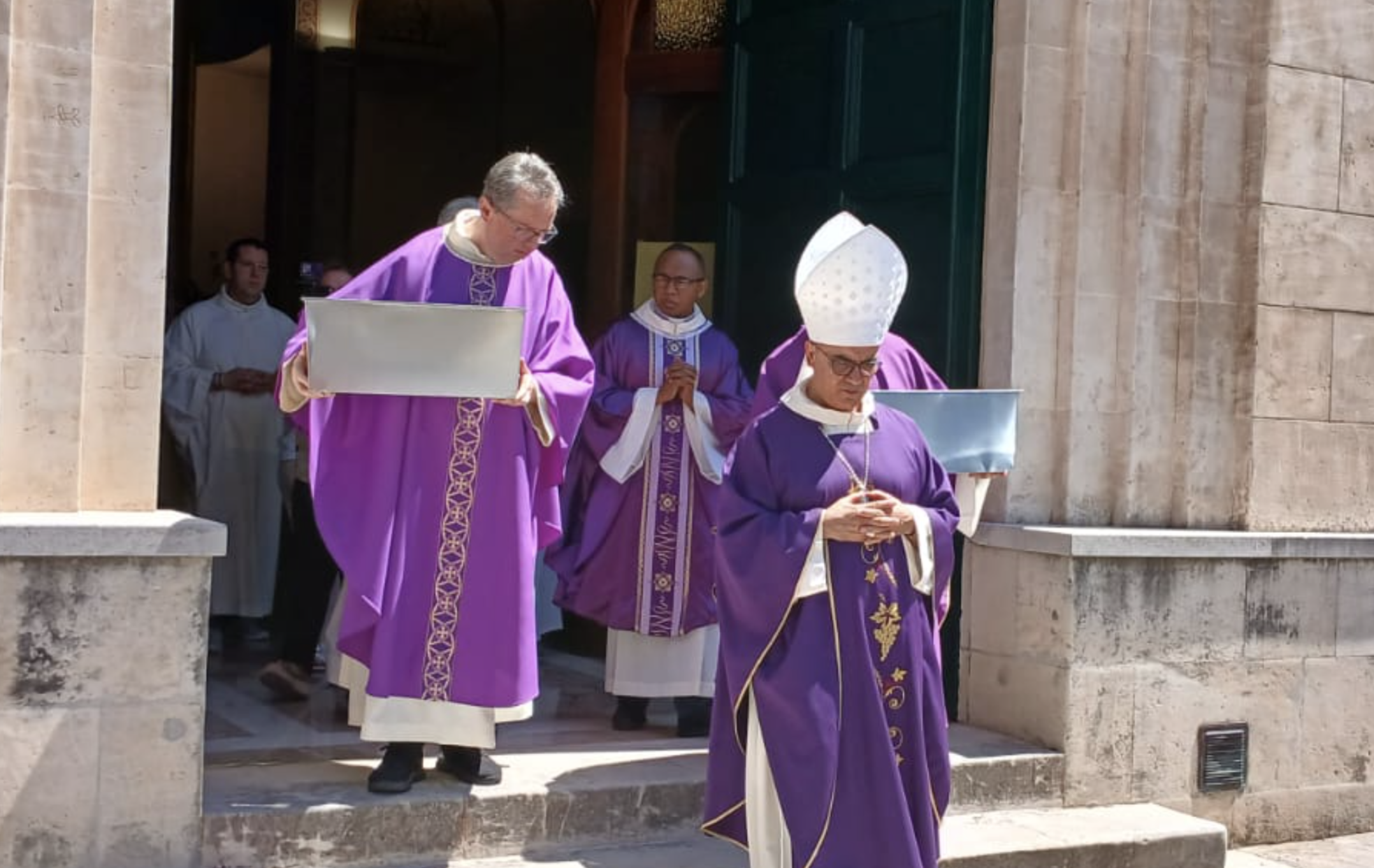 L’abbraccio dopo un secolo: i genitori della Beata Maria Candida riposano a Ragusa