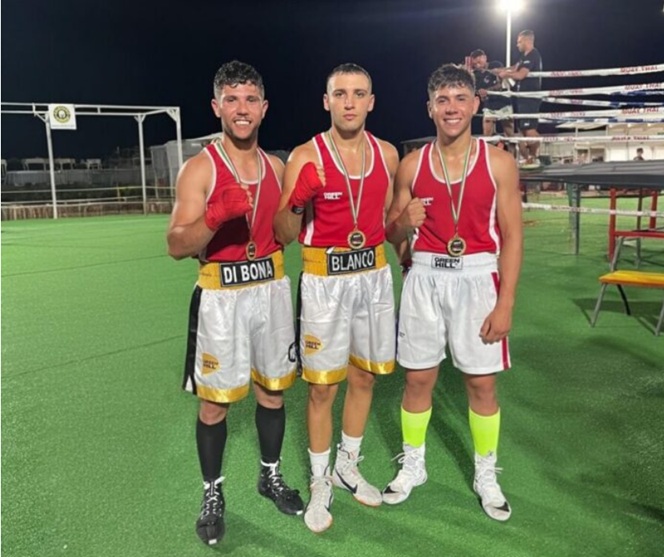 Scoglitti, gare di pugilato e kick boxing, organizzate dal Team Caruso Fares