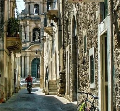 Scicli riscopre una storia dimenticata: il Collegio di Maria e il sogno negato dell’istruzione femminile
