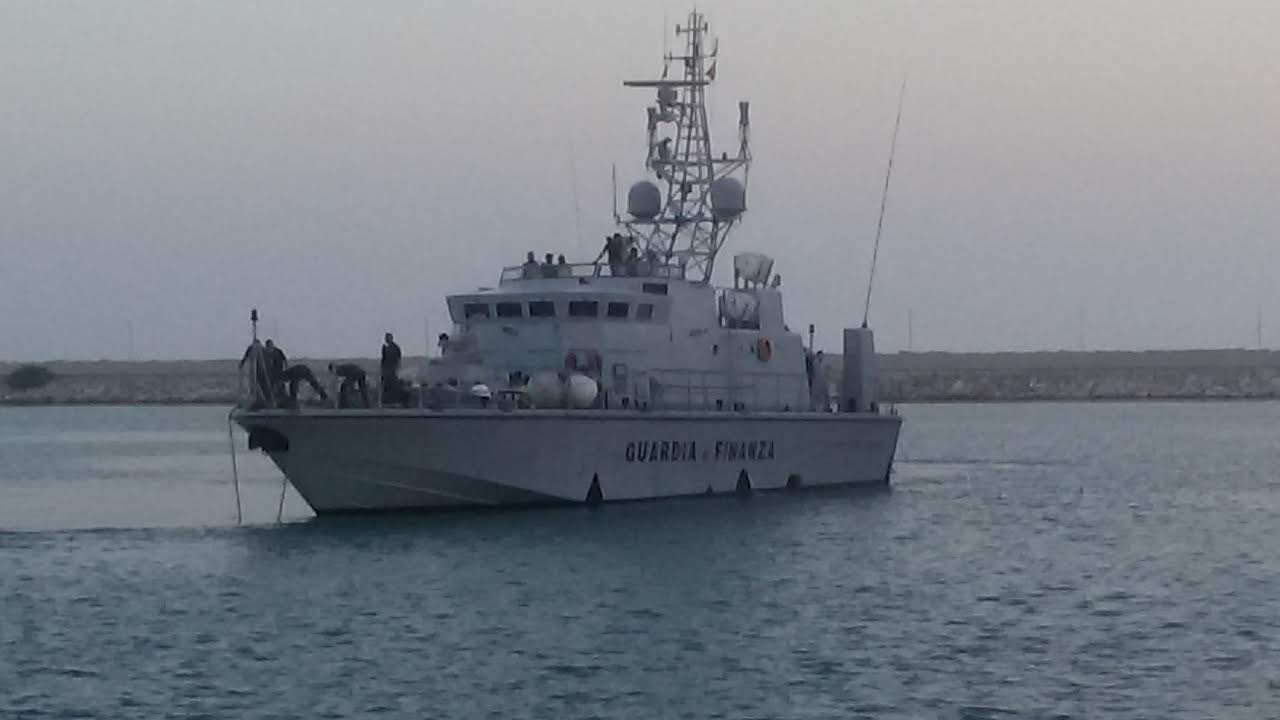 Quindici minori tra i 46 migranti del doppio sbarco di Pozzallo
