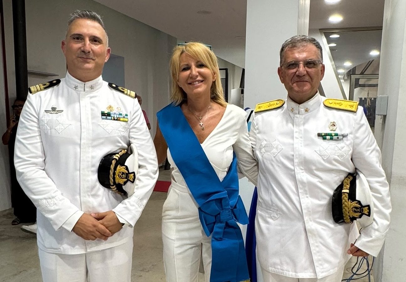 Pozzallo rende omaggio alla Guardia Costiera: cittadinanza onoraria al Corpo delle Capitanerie di Porto