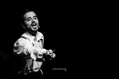 “Oceano Mare” conquista Scicli: Giuseppe Ferlito incanta Villa Savà