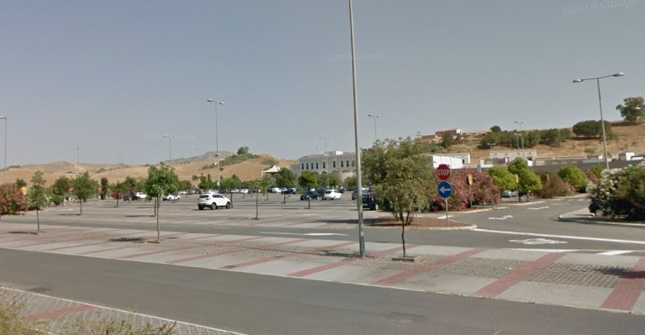 Sgominata banda: il trucco delle targhe clonate per rubare le auto parcheggiate al Sicilia Outlet