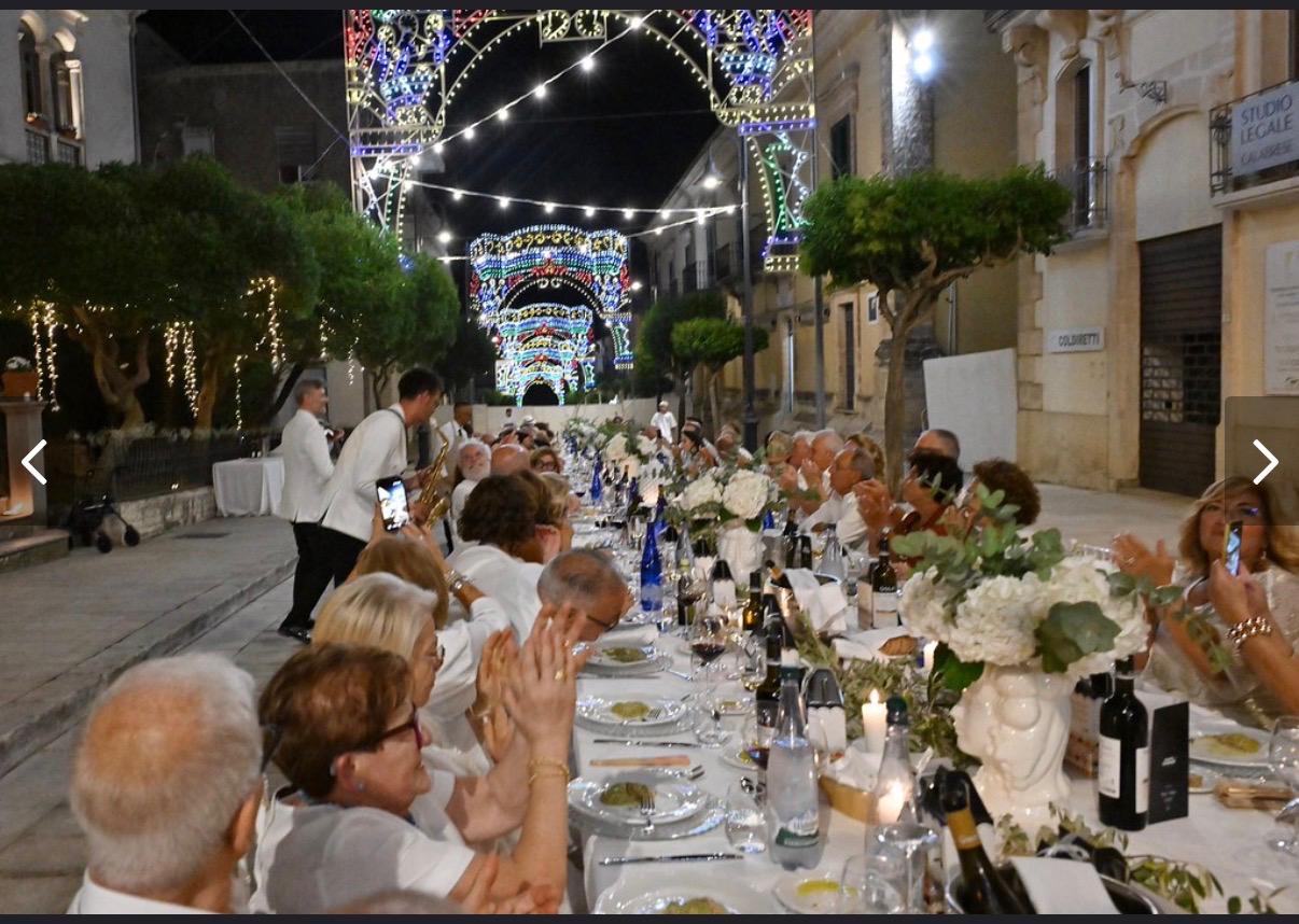 Chiaramonte Gulfi incanta a Ferragosto: una notte tra gusto, musica ed eleganza
