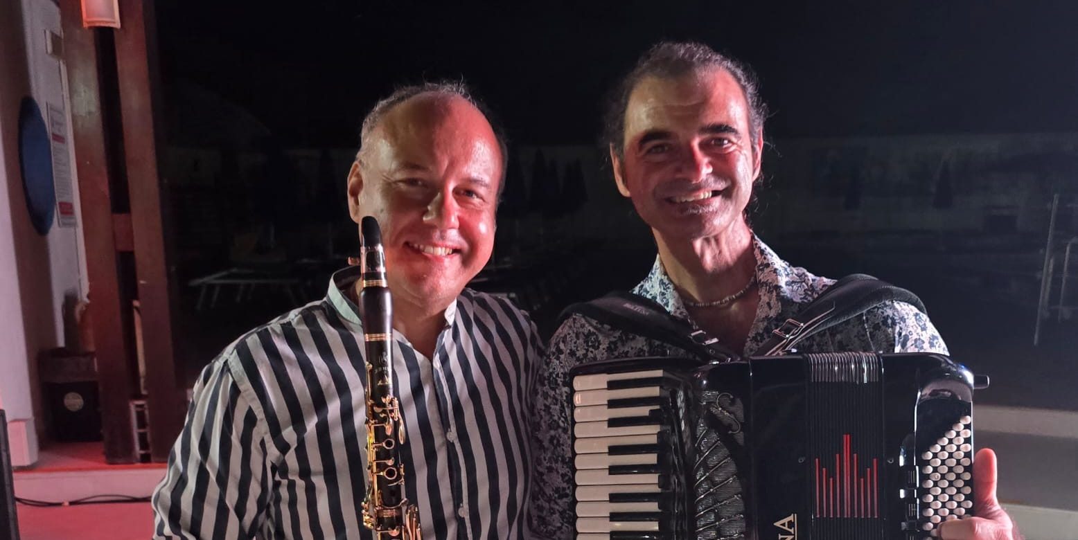 Fisarmonica e clarinetto sotto le stelle: a Santa Croce Camerina una serata tra valzer, tango e Morricone