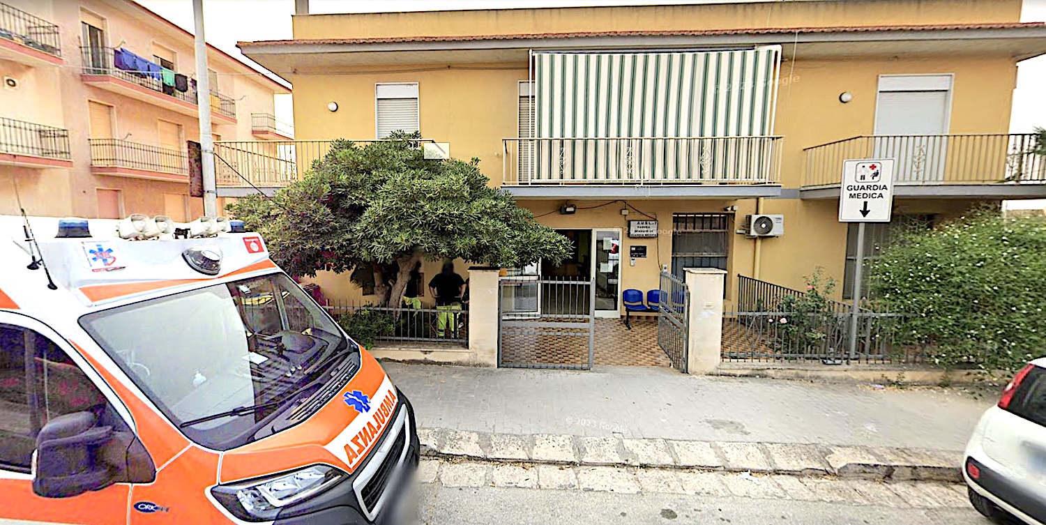 Guardia medica a Marina di Ragusa, scoppia il caso. Bitetti denuncia: “Depotenziata”, Angelica: “Porte sbattute in faccia ai cittadini”. L’Asp: “Nessun depotenziamento”