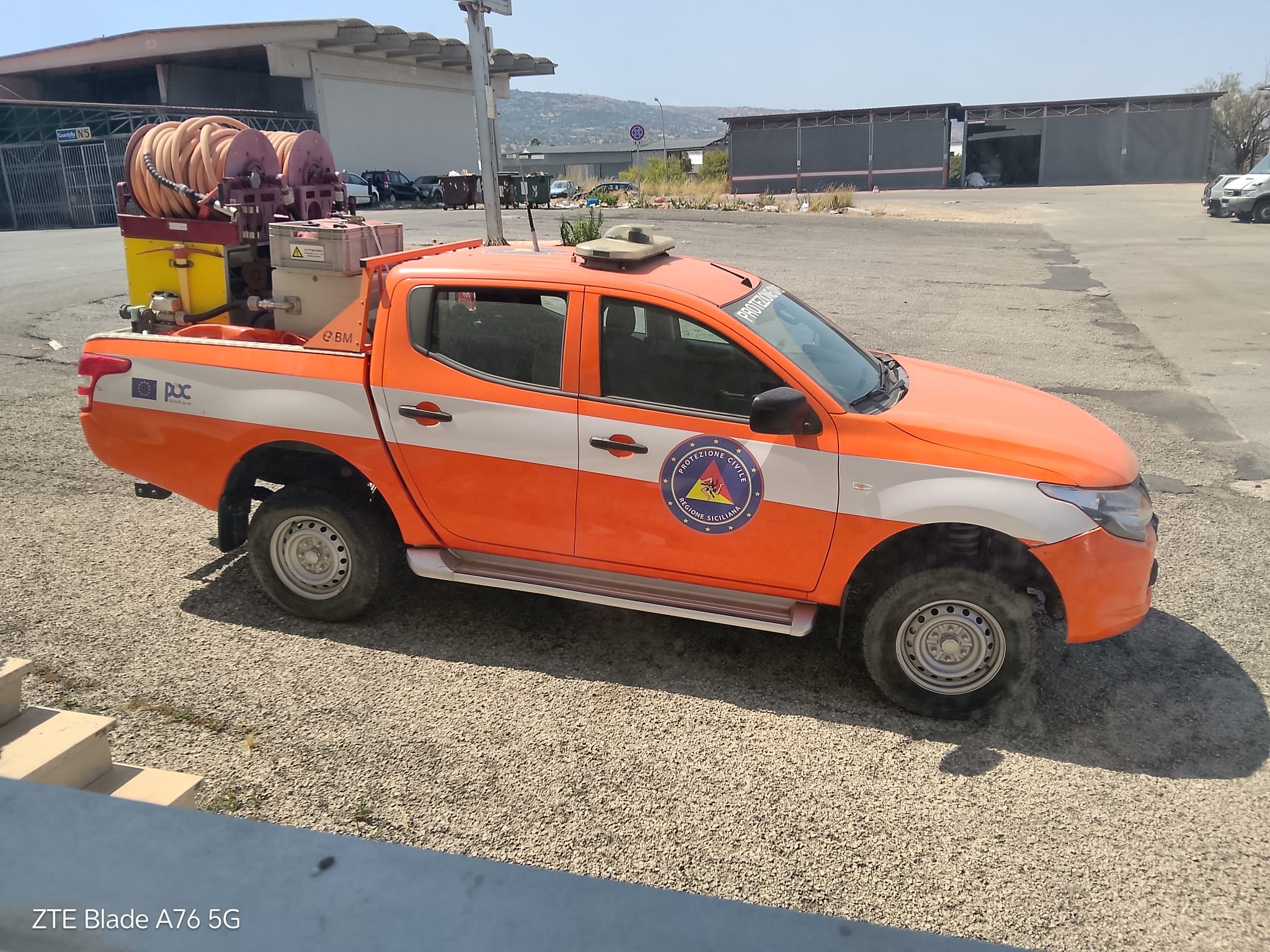 Più potenza contro gli incendi: a Comiso arriva il nuovo pick-up della Protezione Civile