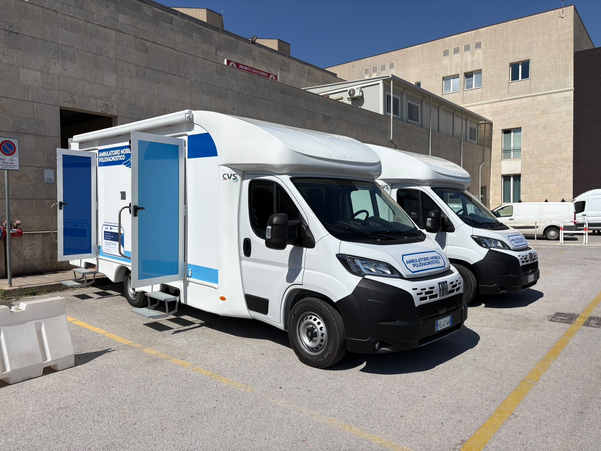 La sanità arriva dove c’è più bisogno: a Ragusa due nuovi motorhome clinici
