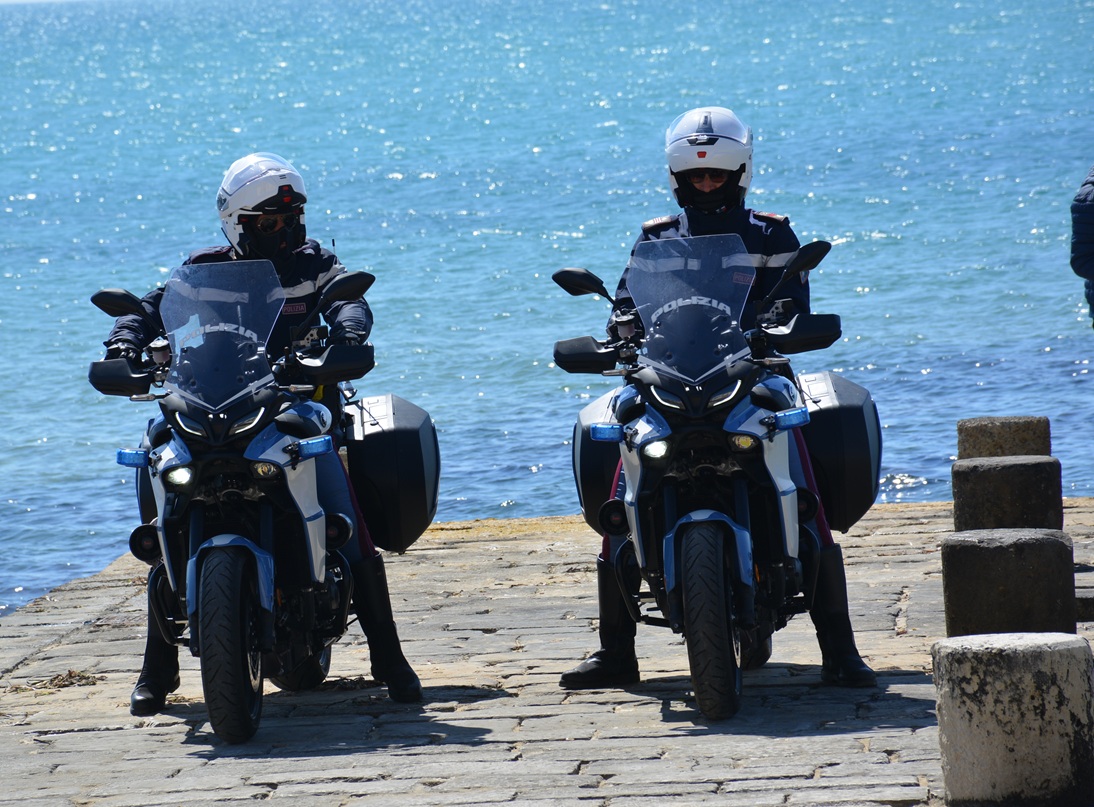 Aggressione in uno chalet di Marina di Modica: per due persone scatta il divieto di accesso ai lidi
