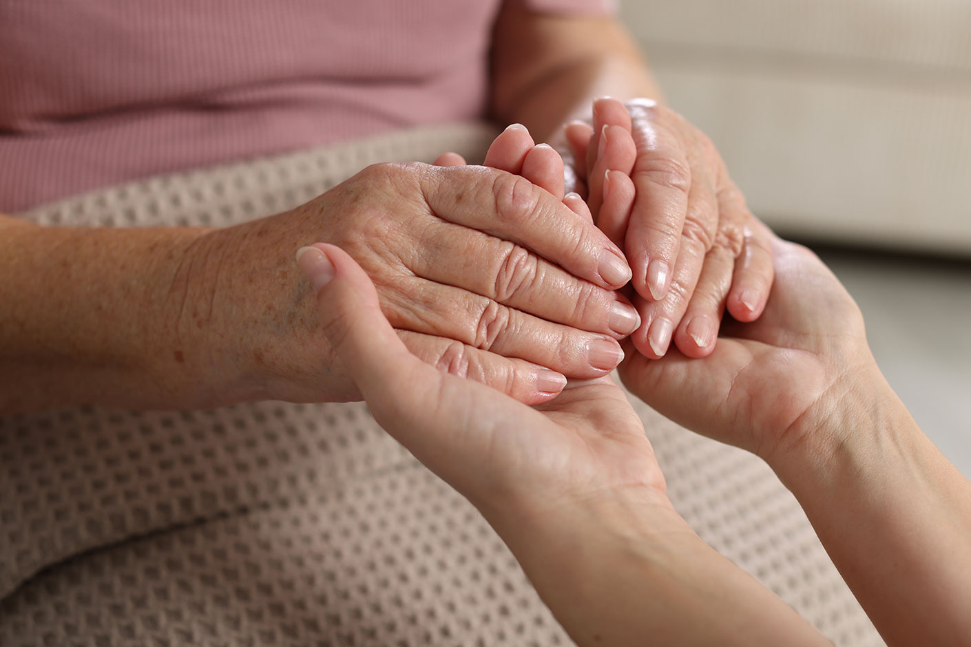 Bonus caregiver 2022, domande entro il 15 novembre: Modica, Scicli, Pozzallo, Ispica