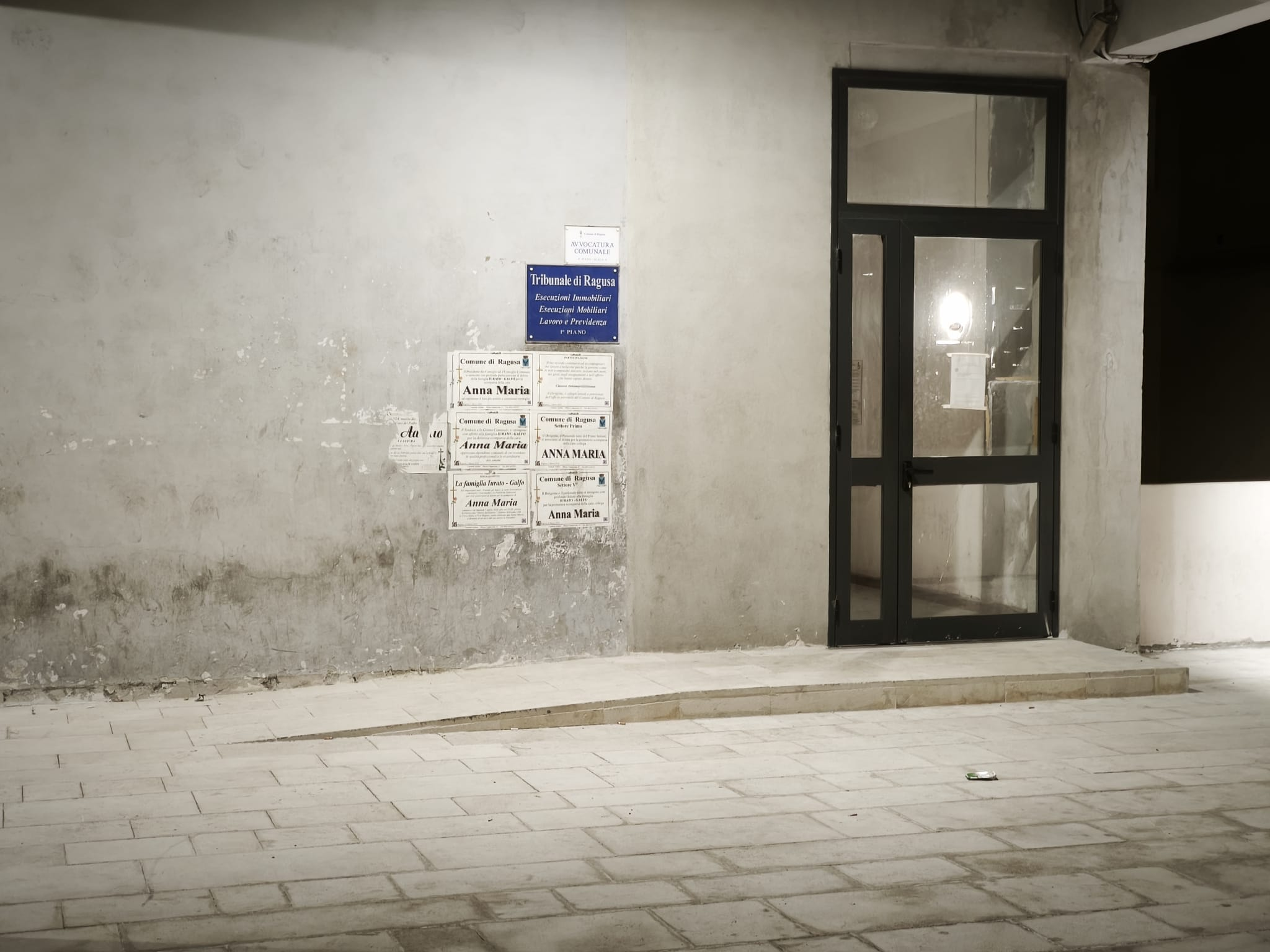 A Ragusa la rampa per disabili diventa una “trappola”: esposto al Comune