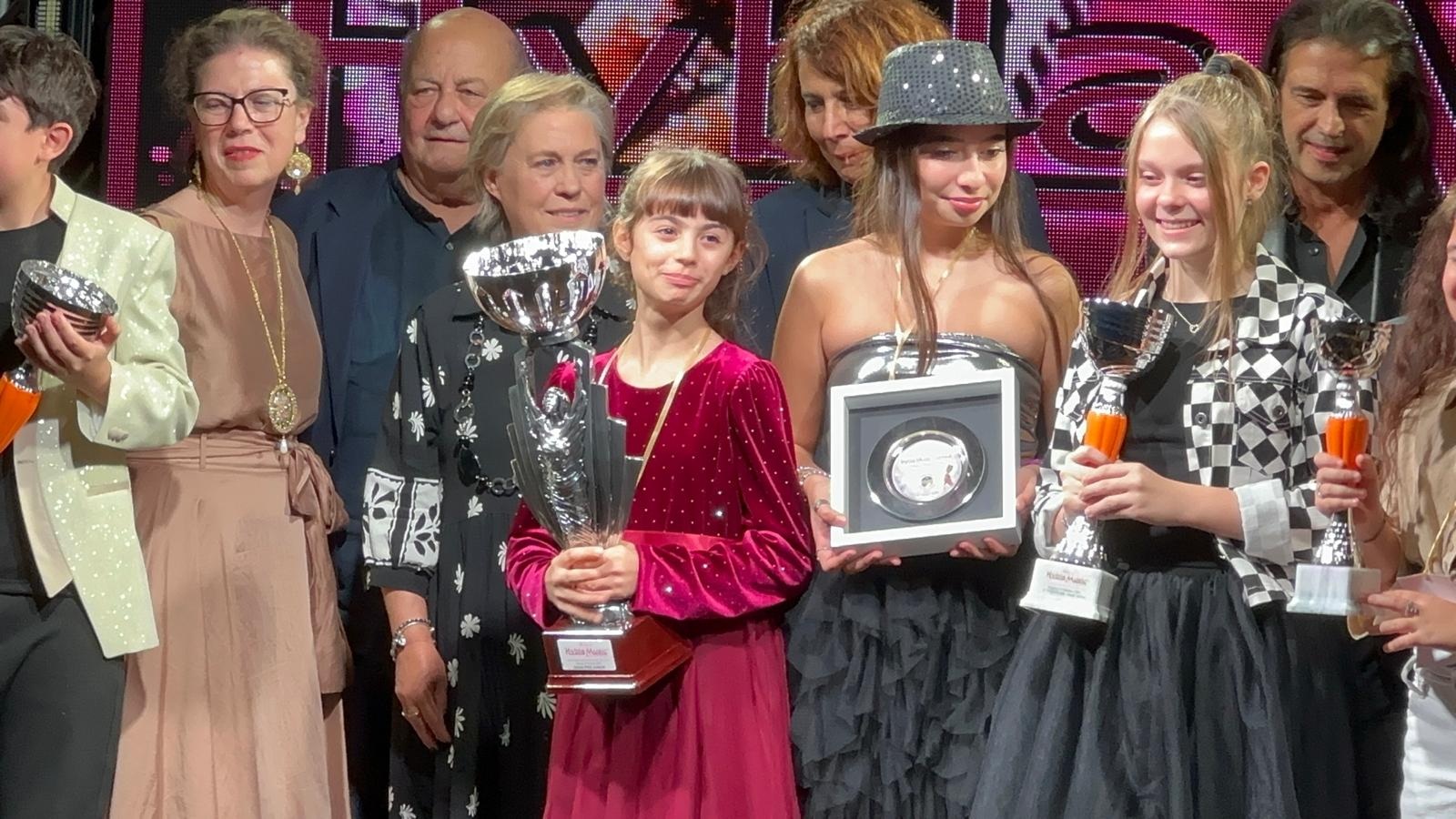 Ha 8 anni e conquista la giuria internazionale: Aurora di Comiso vince l’Hybla Music Contest