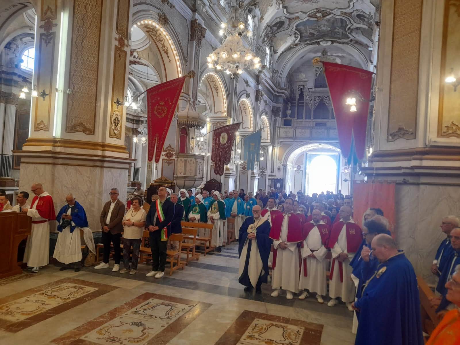 Ispica, fede e tradizione per il XIII Cammino delle Confraternite della Diocesi di Noto